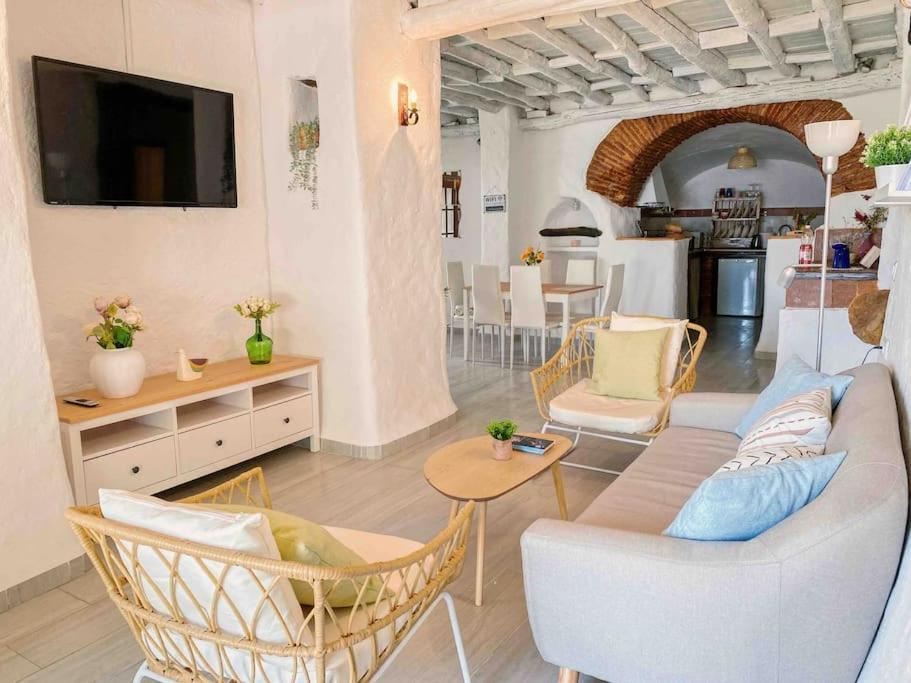 La Palmera. Casa Rural Con Piscina Privada. Benadalid Buitenkant foto